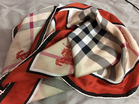 how do you wash a burberry scarf